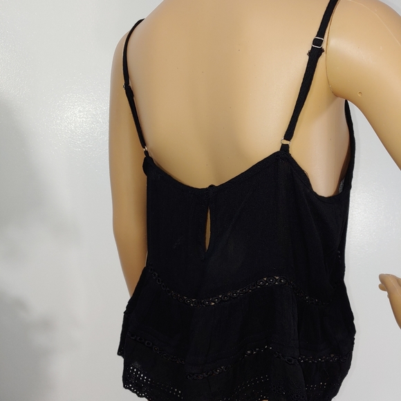 Final price Lulu's ruffle Top - Picture 2 of 8